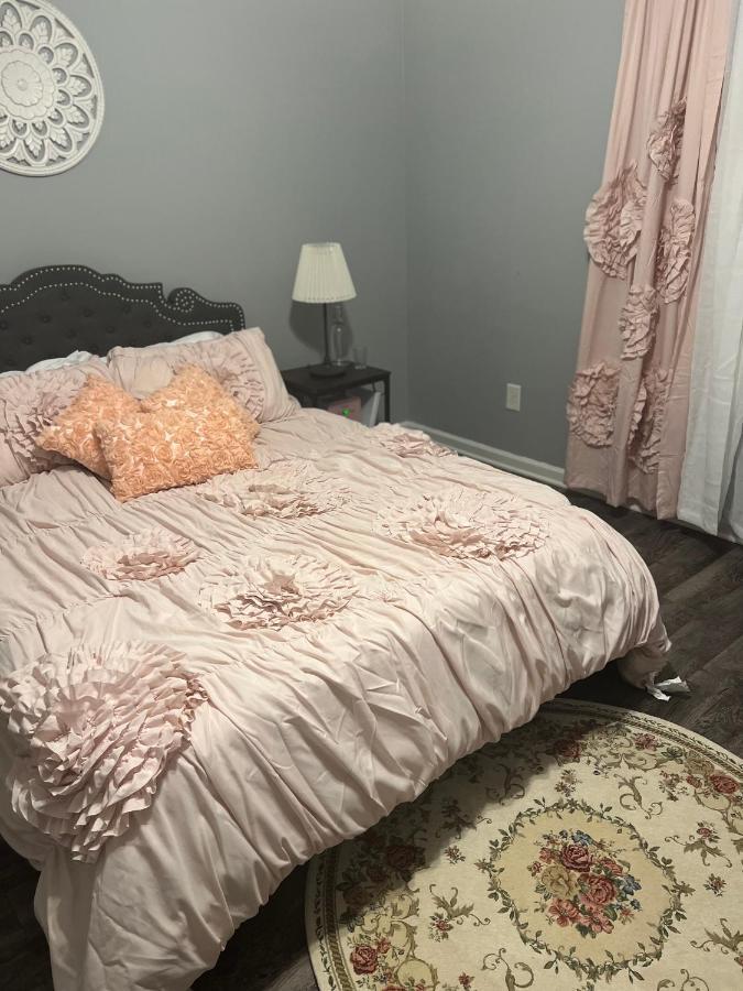Appartamento Locked In Charlotte Esterno foto
